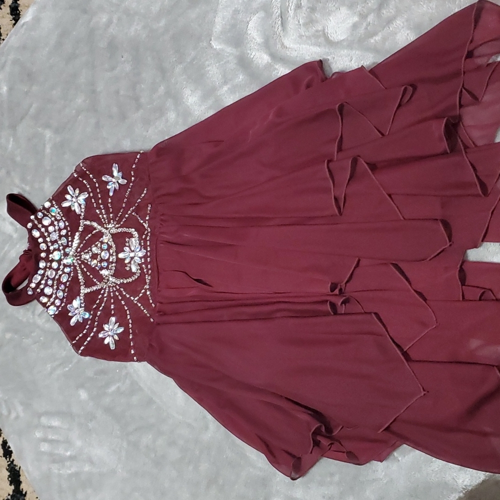 Size 10 - dark Burgundy fancy dress 👗